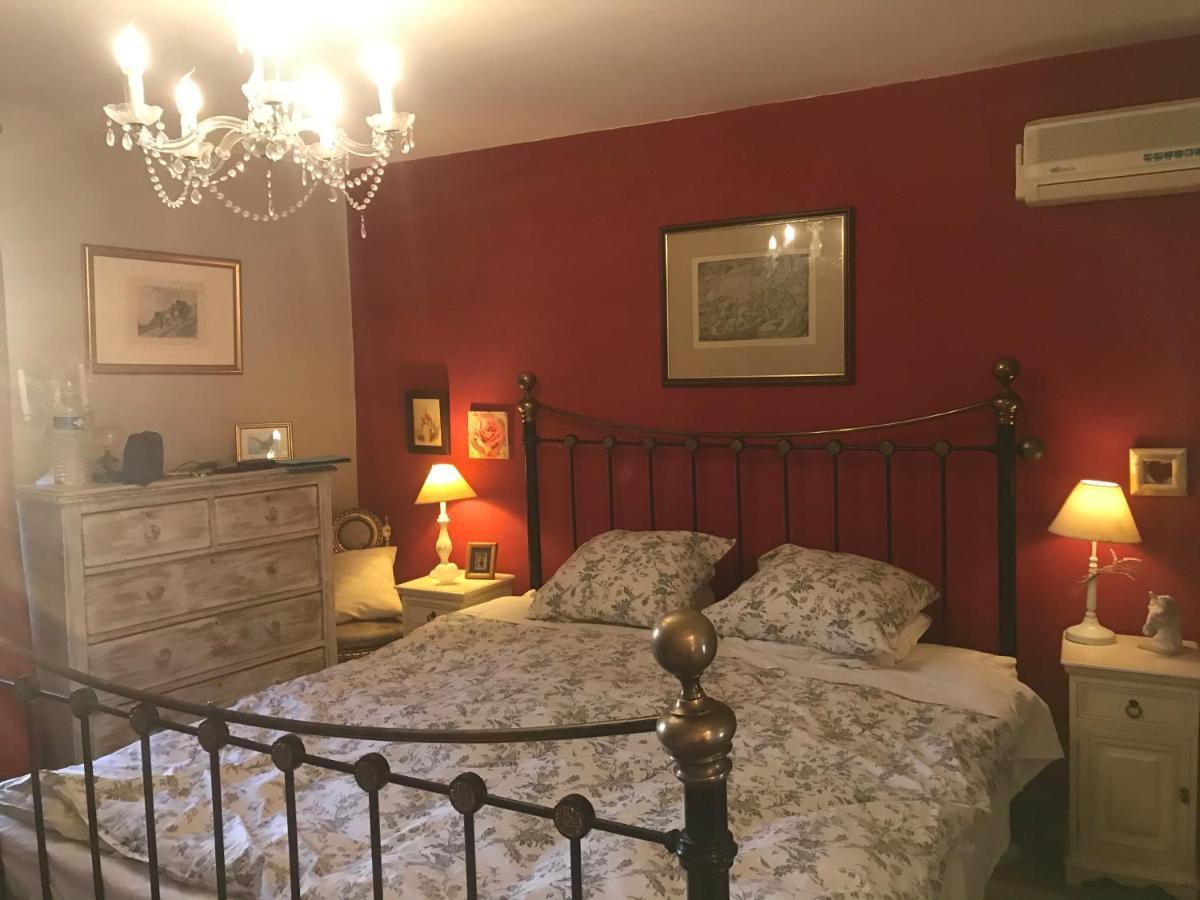 Les Lèves-et-Thoumeyragues Le Peyrail B&B 외부 사진